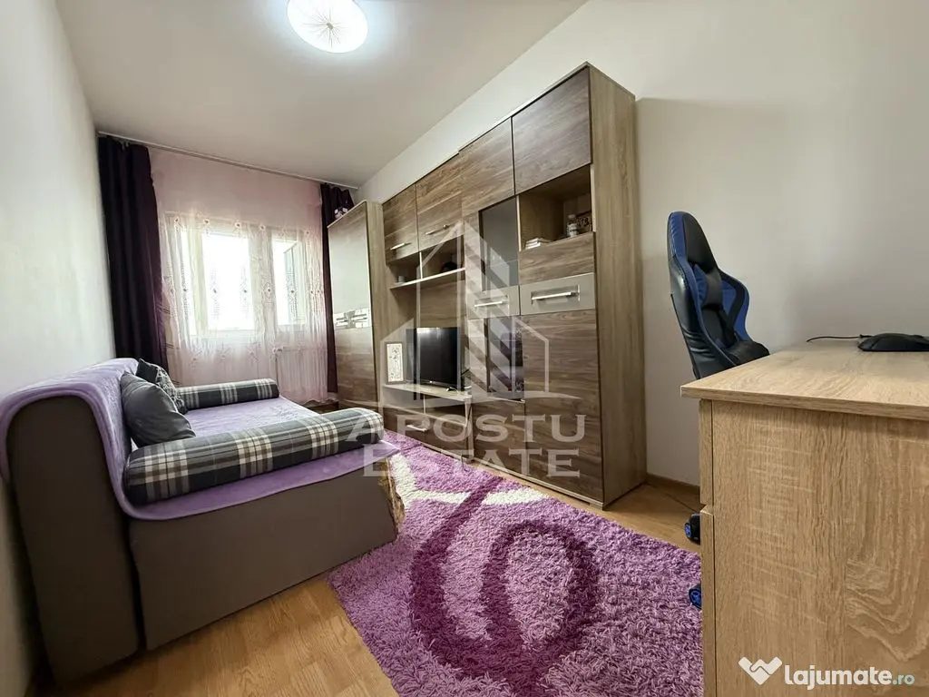Apartament cu 3 camere, centrala proprie, zona Soarelui 