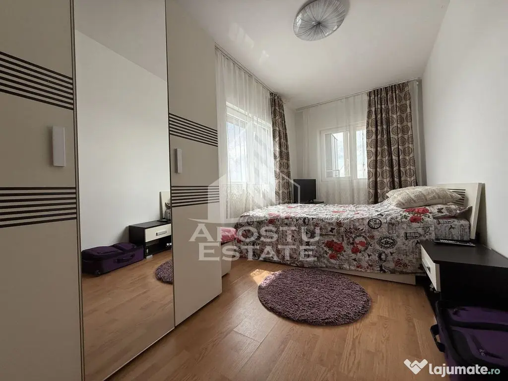 Apartament cu 3 camere, centrala proprie, zona Soarelui 
