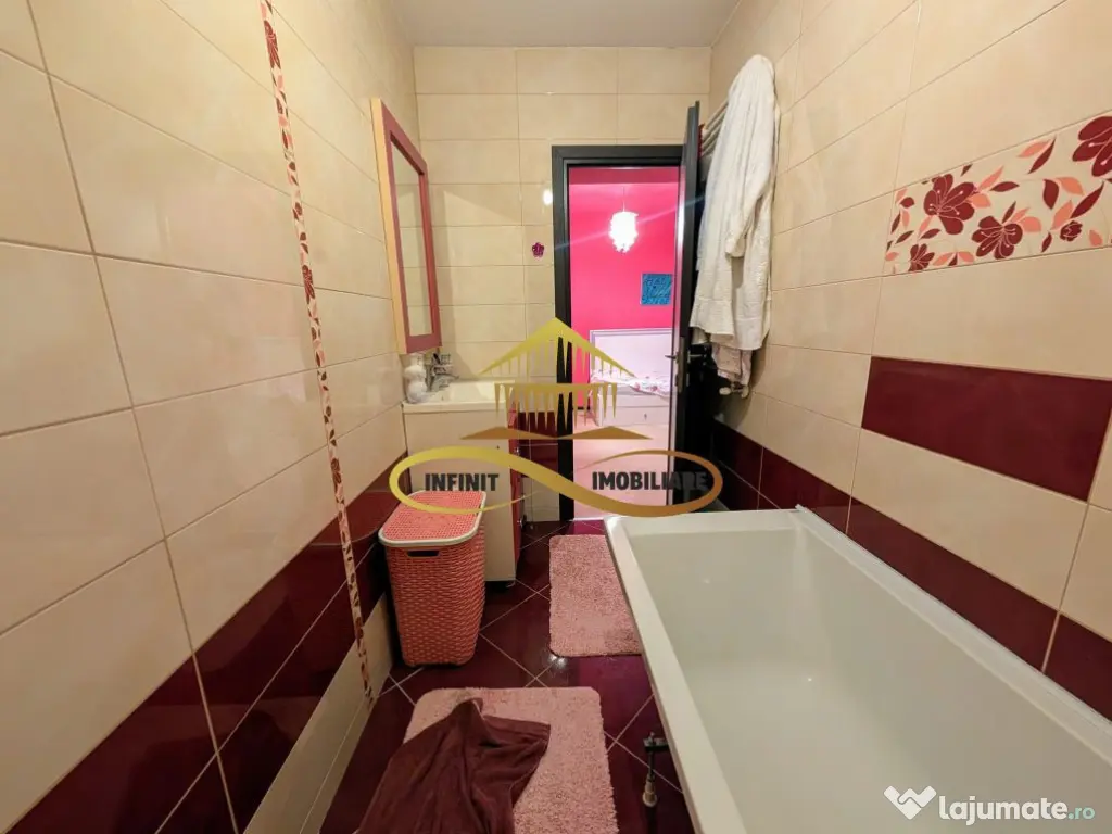 Apartament de vanzare, 4 camere, Bacau-Serbanesti 