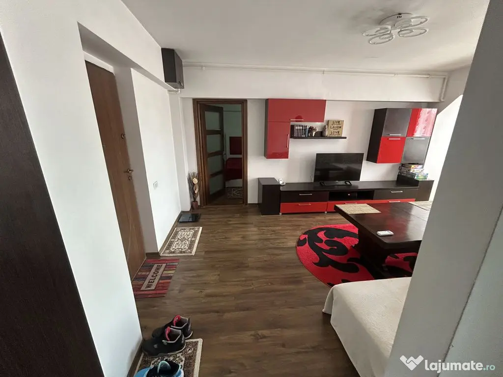 Apartament 3 camere zona Tomis II