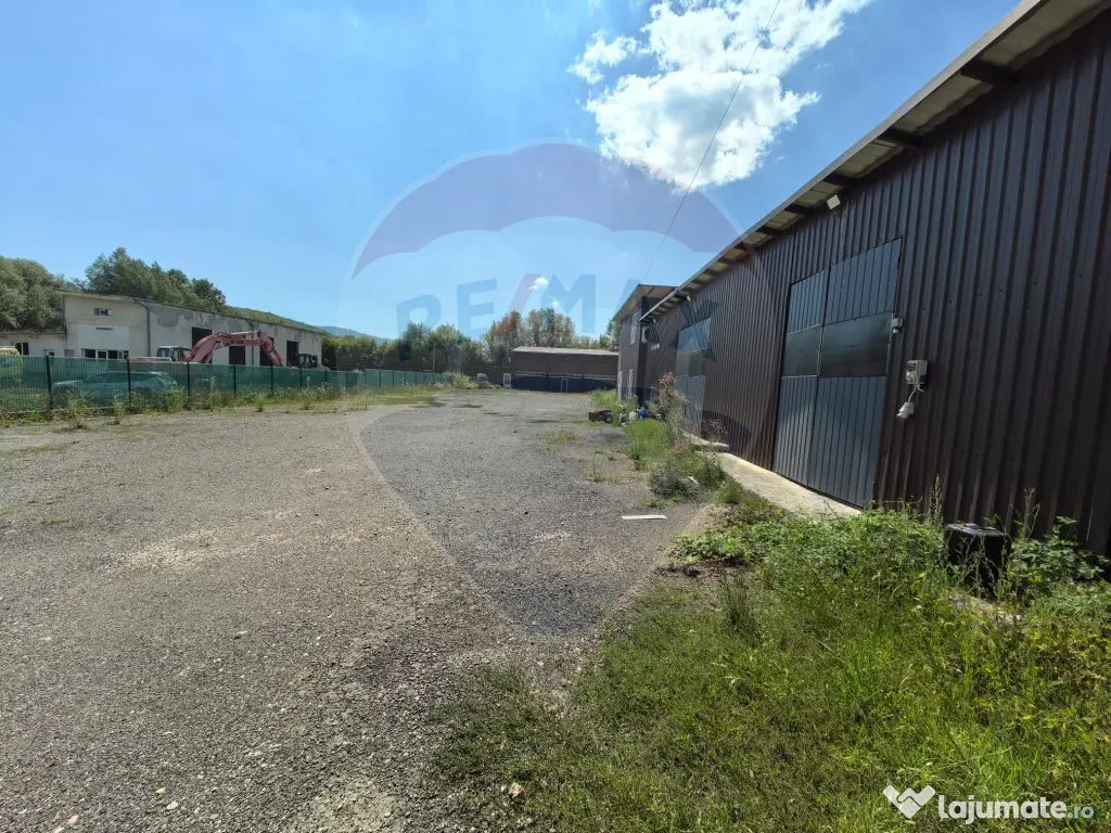 Spațiu industrial de 380mp de vânzare 