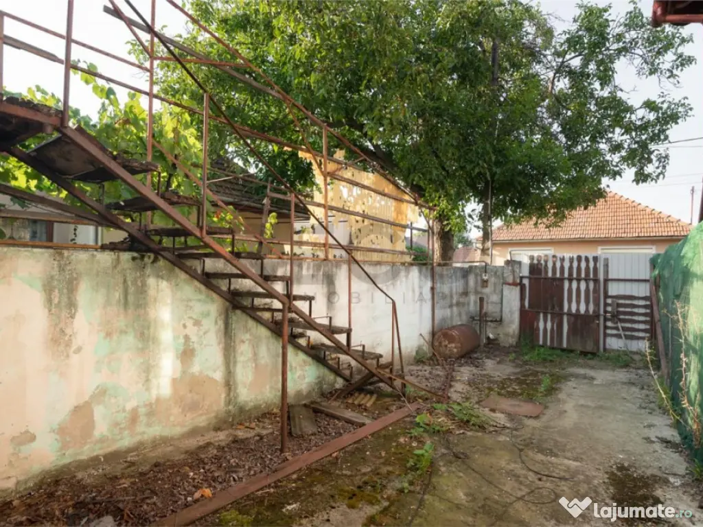 RECO Casa mare de renovat se accepta unele schimb auto 