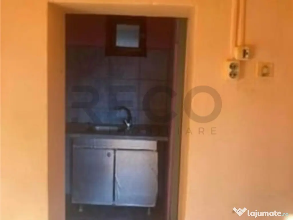 Reco Teren 5800 mp in Ghenetea | Strada asfaltata recent 