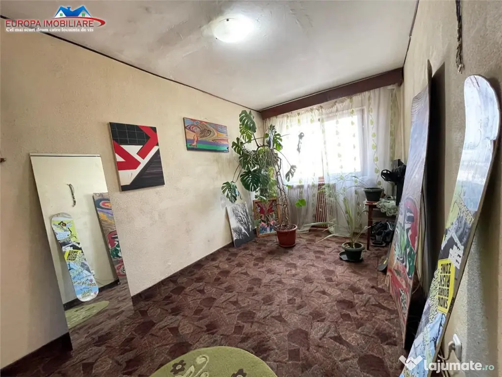 Apartament 3 camere de zona centrala Tulcea