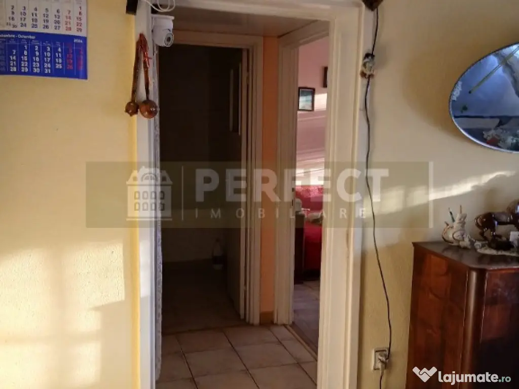 2 camere semidecomandat, Democratiei,PRET 42000 euro! 