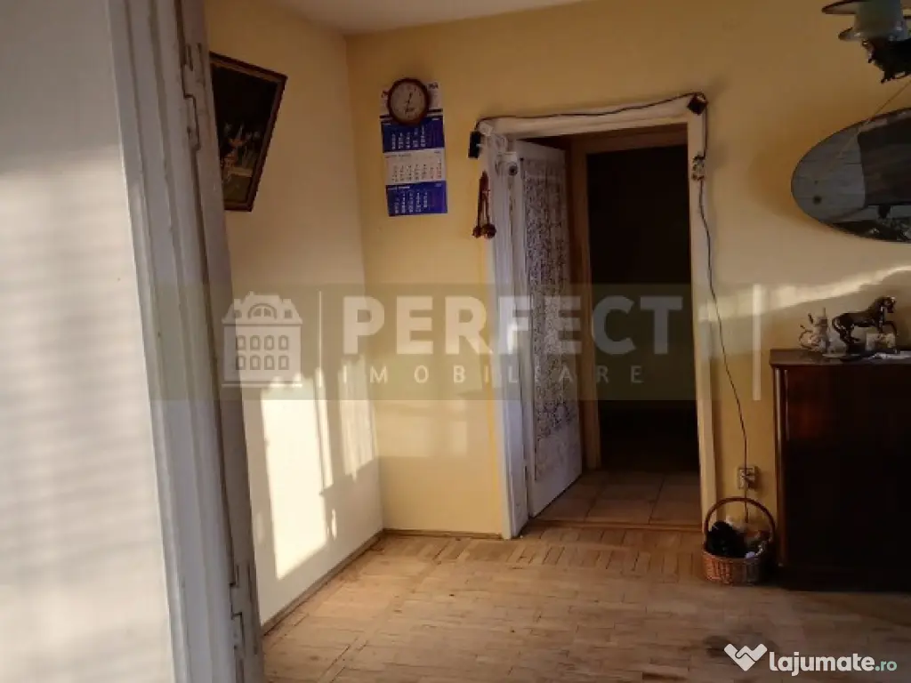 2 camere semidecomandat, Democratiei,PRET 42000 euro! 