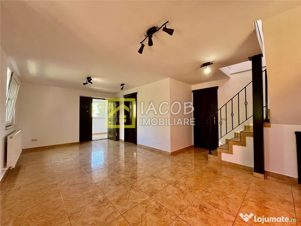 Casa P M, loc. Faraoani, jud. Bacau 