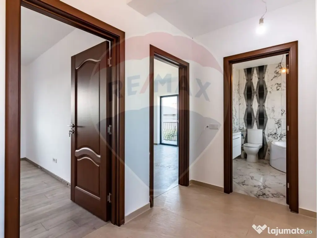 Vanzare Casa 4 camere, stil mediteranean,Domnesti