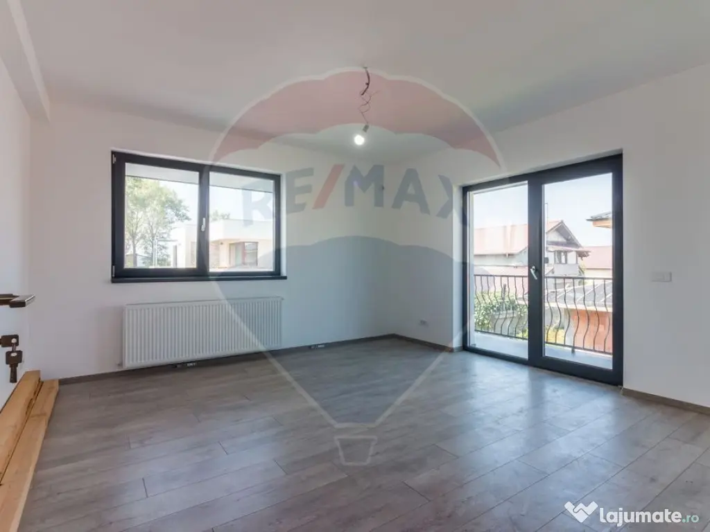 Vanzare Casa 4 camere, stil mediteranean,Domnesti