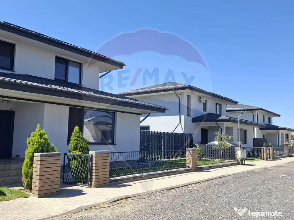 Vanzare Casa 4 camere, stil mediteranean,Domnesti
