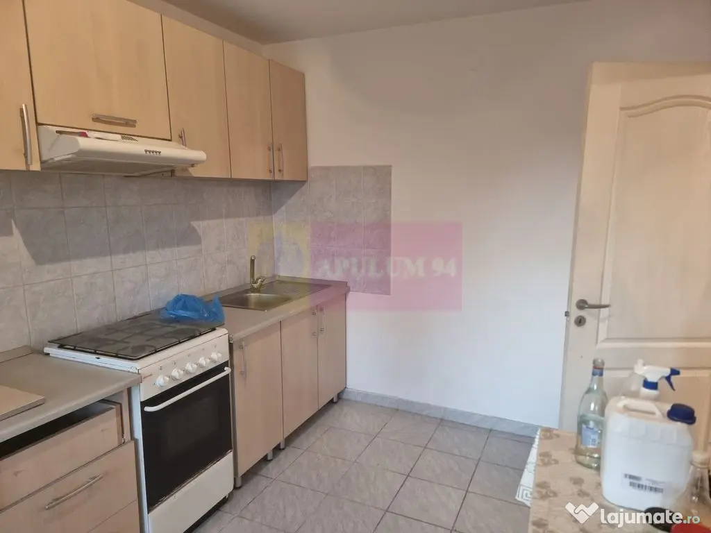 SADINA / GR - CASA P+1+M (5 CAM) DE VANZARE 