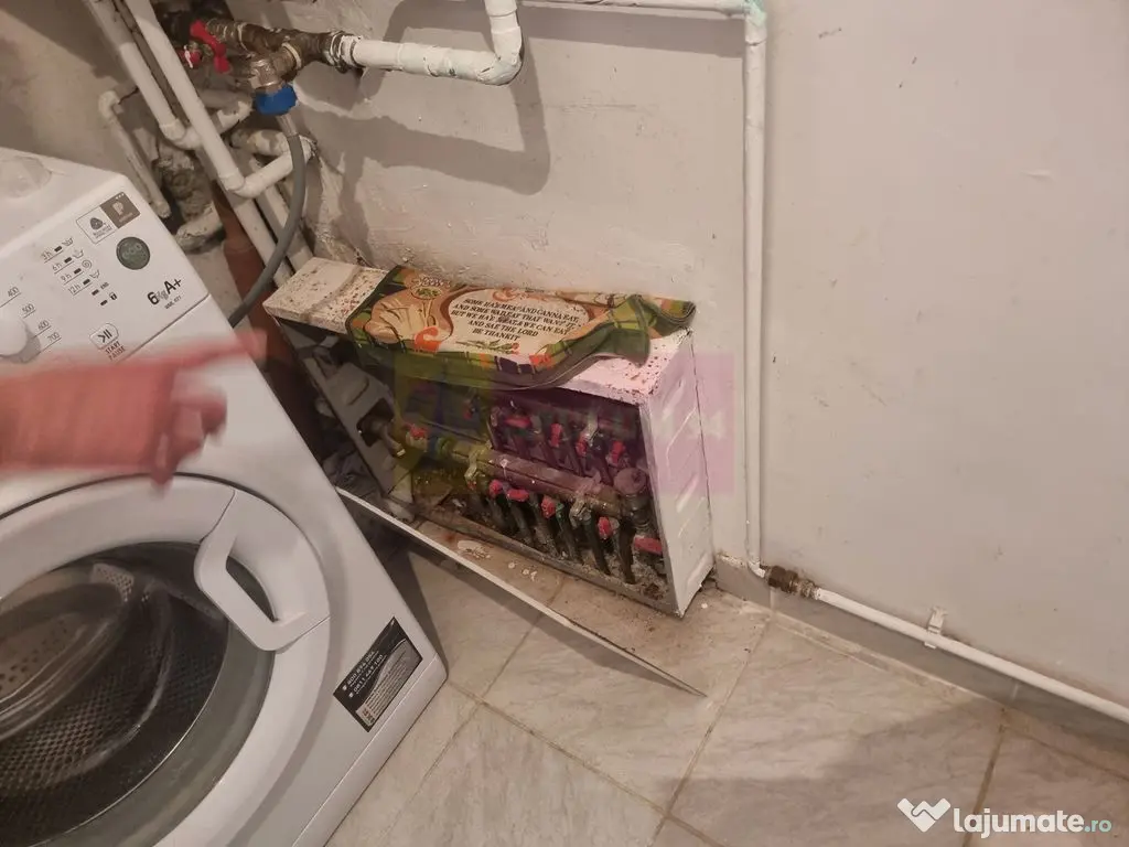 SADINA / GR - CASA P+1+M (5 CAM) DE VANZARE 