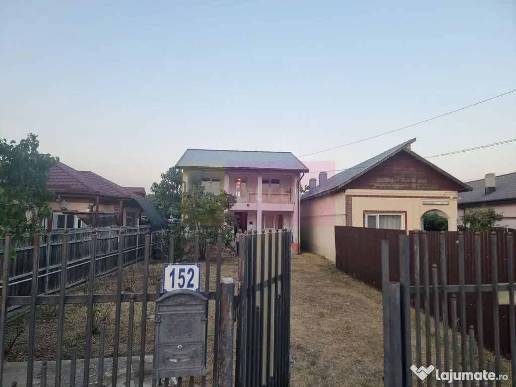 SADINA / GR - CASA P+1+M (5 CAM) DE VANZARE 