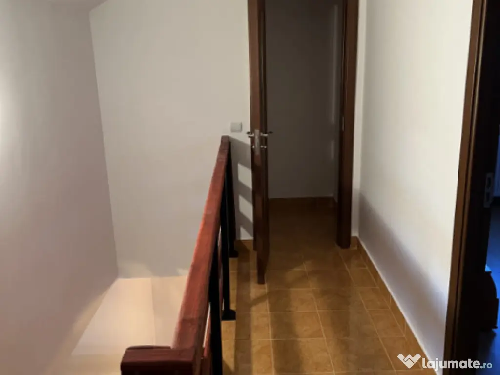 Casa tip duplex 3 camere selimbar zona dracula 