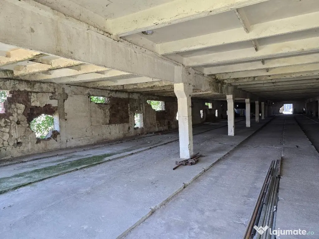 Hala , SC total 2048 MP , P+E, trifazic , teren 2000 mp, zona Borsului