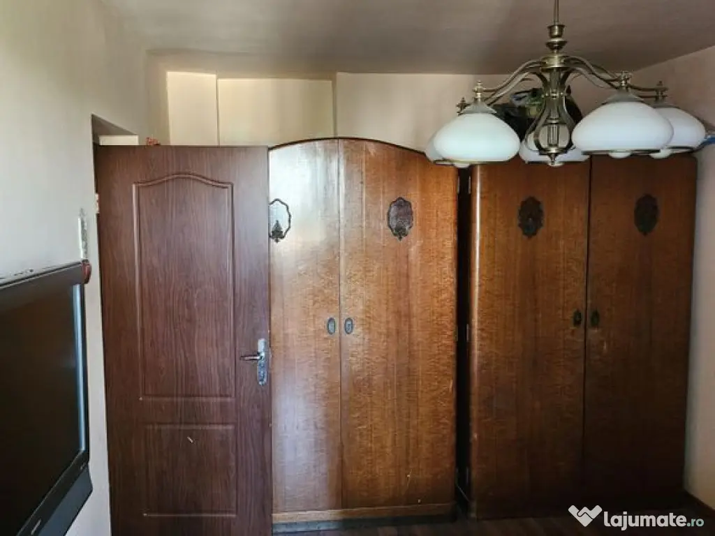 OCAZIE 75.500 E-APARTAMENT 2 CAMERE EMIL RACOVITA (BERCEN... 