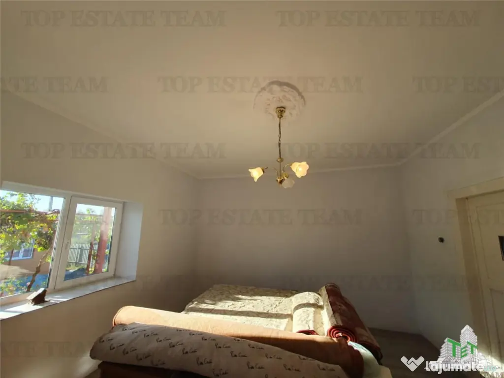 Casa renovata si teren generos Com Pantelimon Constanta 