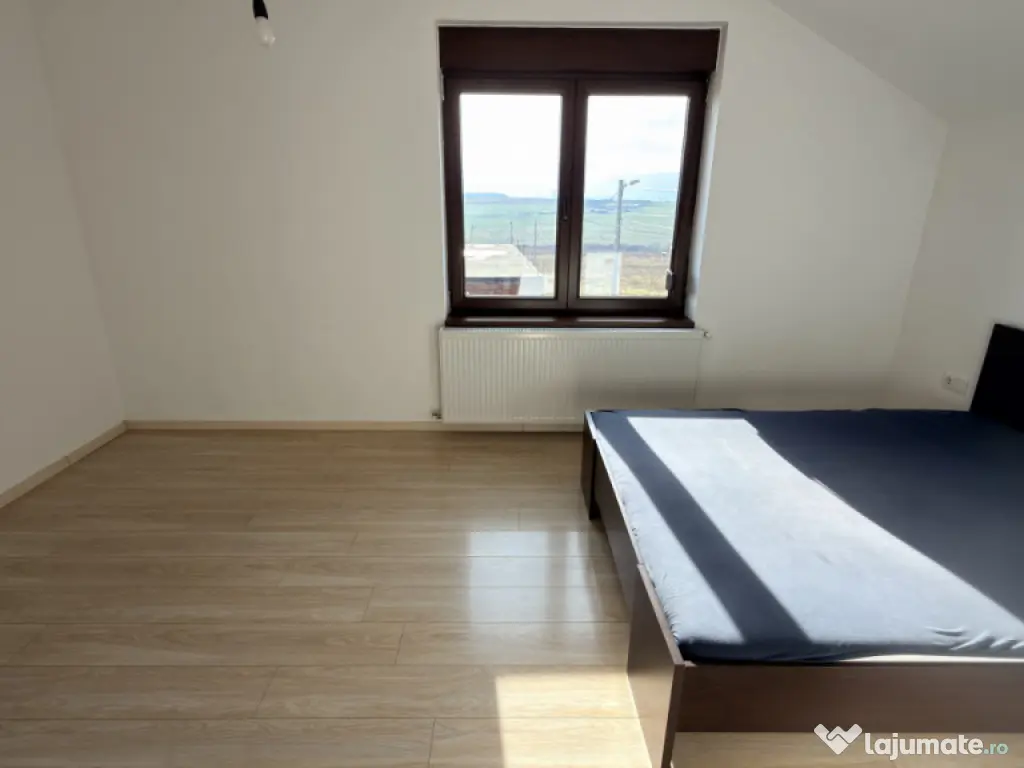 Casa 5 camere + teren 372mp cartier Bavaria