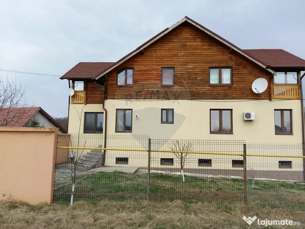 De vanzare vila langa lac la Moara Vlasiei 