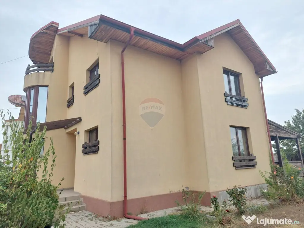 Casă cu 5 camere, 500 mp teren, Domnești, Ilfov 