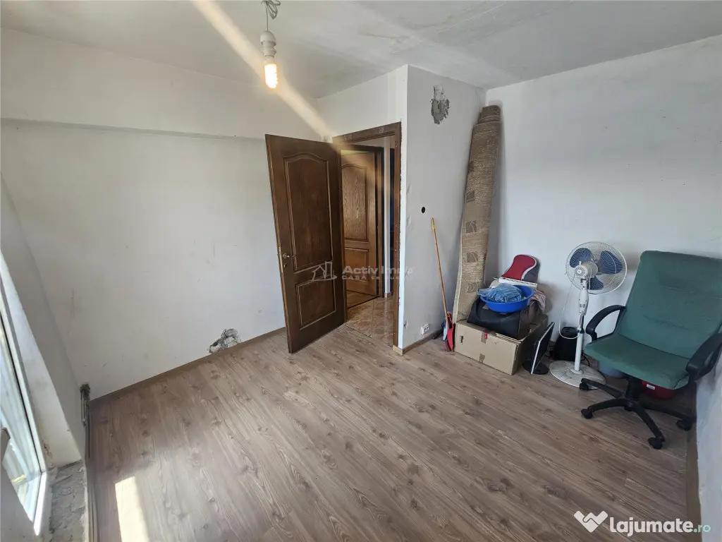 Resita, 3 Cam. Dec., Mobilat Utilat, Calea Caransebesului 