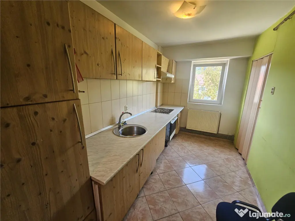 Resita, 3 Cam. Dec., Mobilat Utilat, Calea Caransebesului 