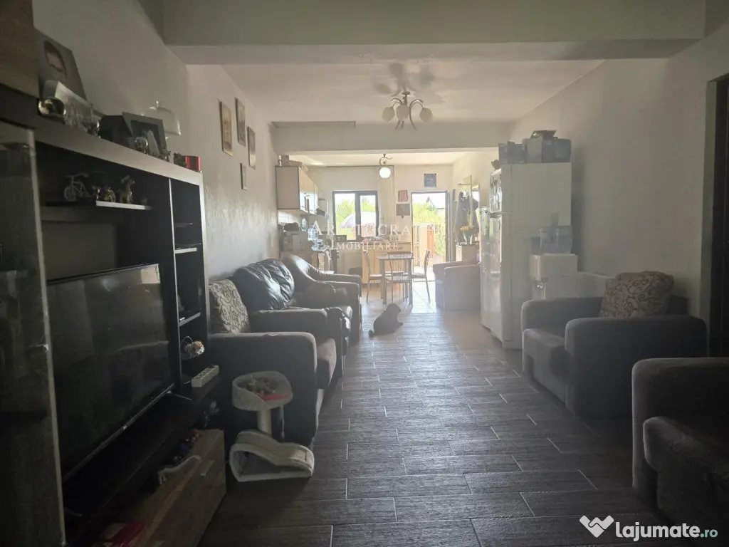 Duplex pe parter Tamasi padure 