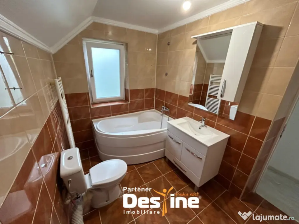 Casă individuală cu teren - 130mp utili 576 teren curte 