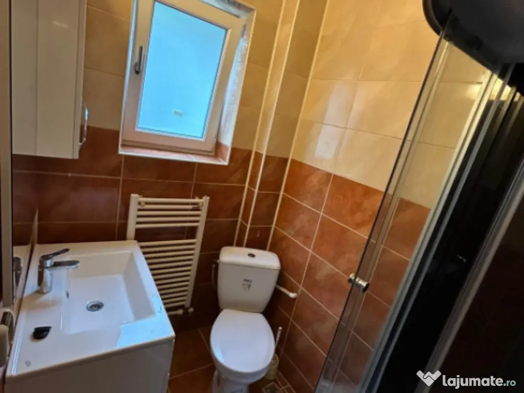 Casă individuală cu teren - 130mp utili 576 teren curte 