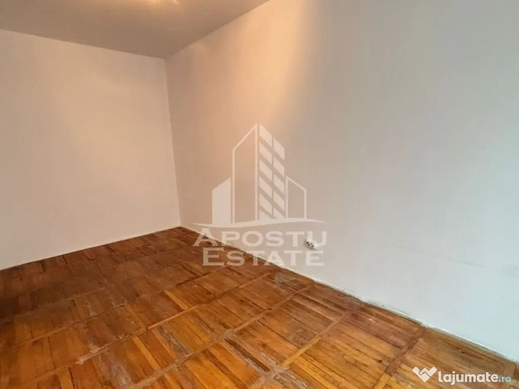 Apartament cu 2 camere, etajul intai, balcon 