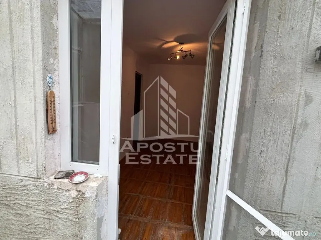 Apartament cu 2 camere, etajul intai, balcon 