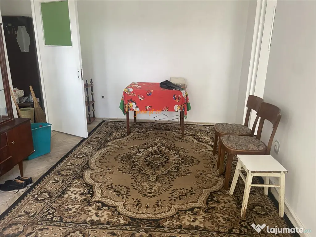 Apartament 3 camere , zona Gara, et 2/4 , centrala termica i 