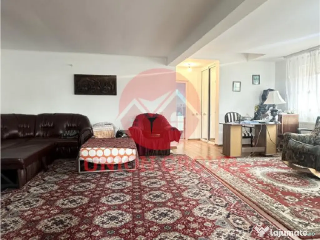 Casa de in Poiana cu Teren de 350 mp 