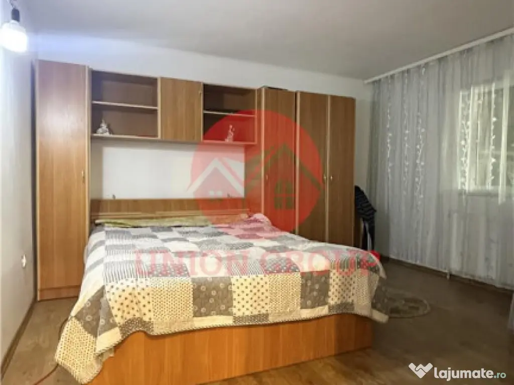 Casa de in Poiana cu Teren de 350 mp 