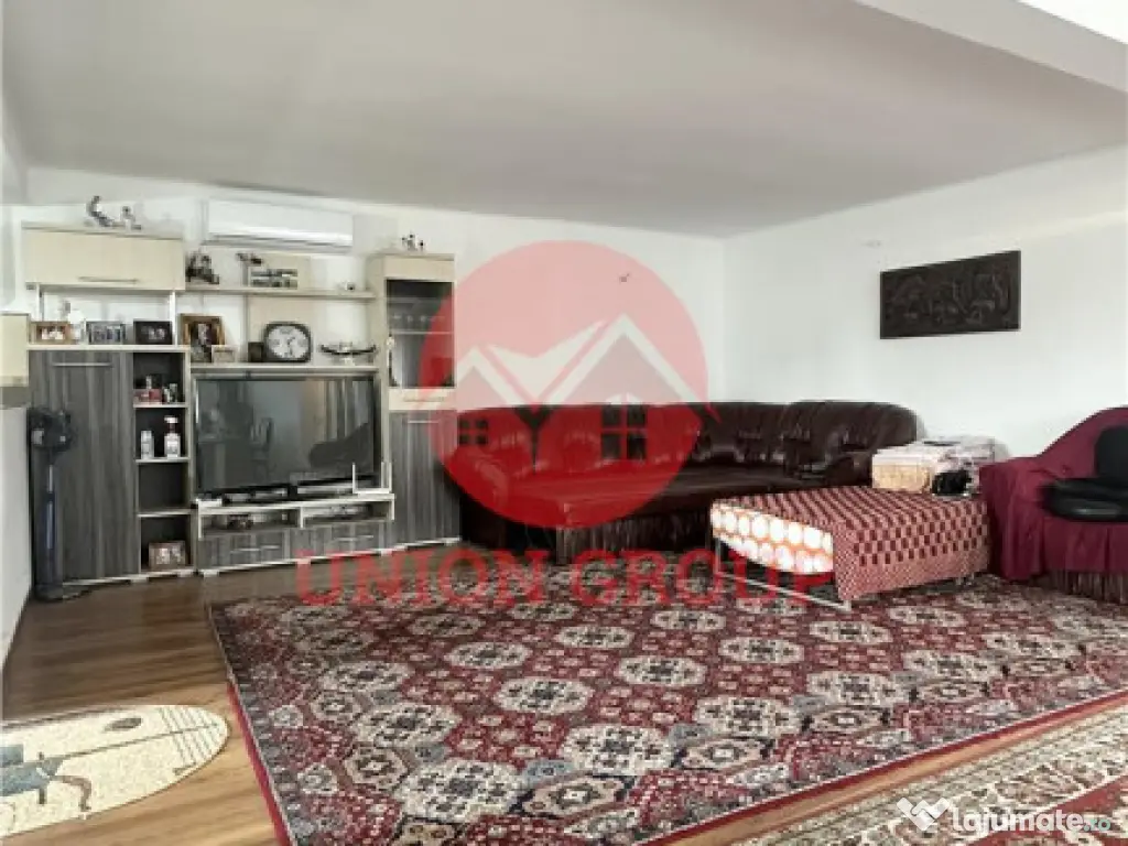 Casa de in Poiana cu Teren de 350 mp 