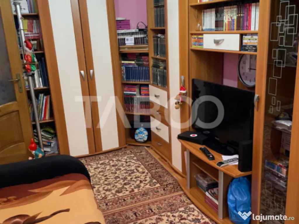 Apartament 3 camere decomandate etaj intermediar in cartier 