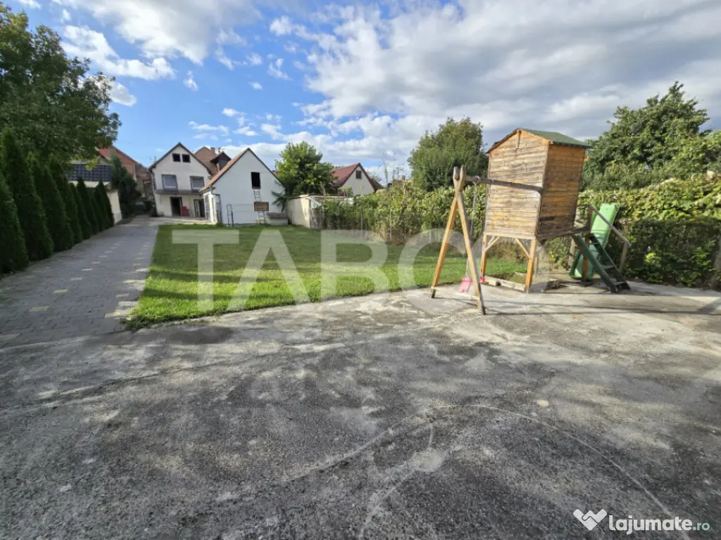 Casa individuala de vanzare 6 camere teren 650 garaj Piata C 