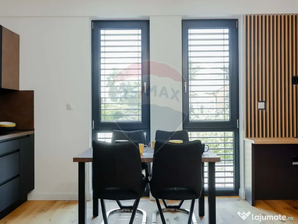 Apartament cu 2 camere, de vânzare, ultracentral, str Av... 