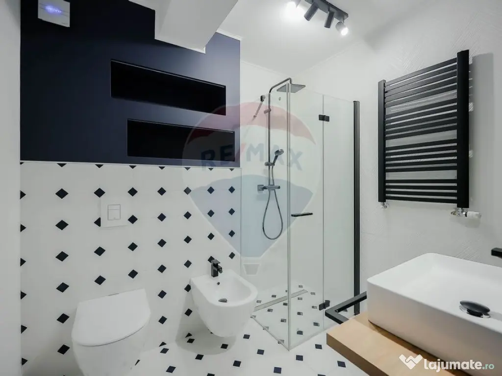 Apartament cu 2 camere, de vânzare, ultracentral, str Av... 