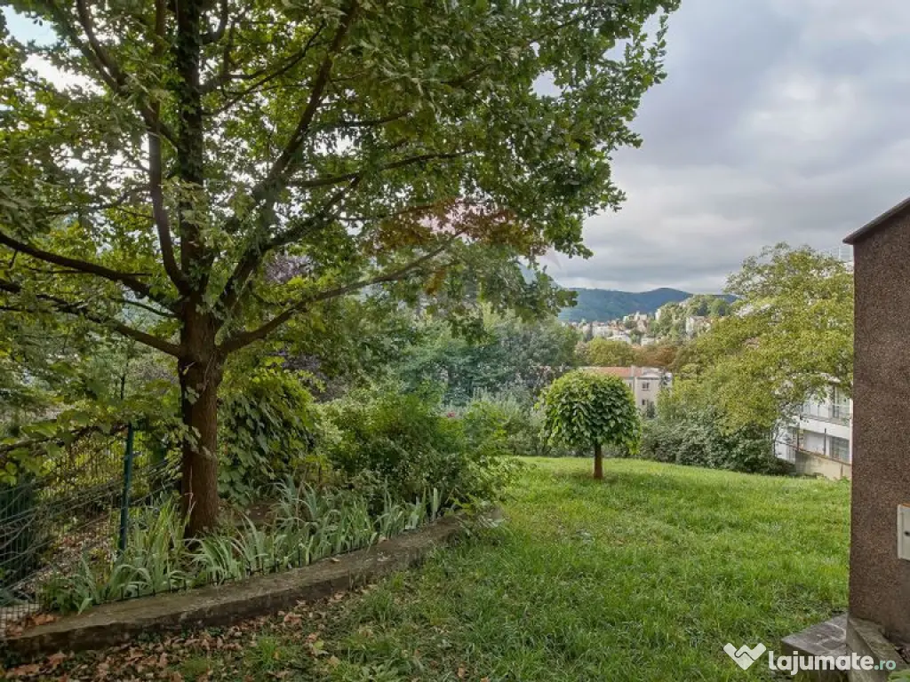 Casă / Vilă de vânzare – Strada Sitei nr. 42, Brașov 