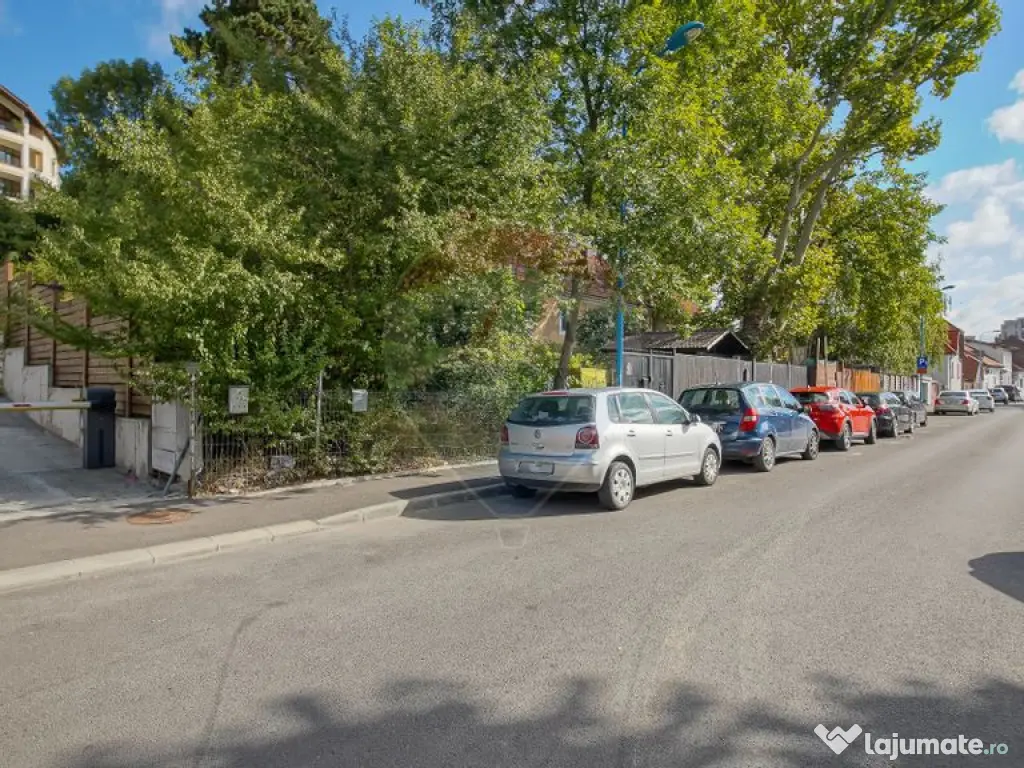 Casă / Vilă de vânzare – Strada Sitei nr. 42, Brașov 