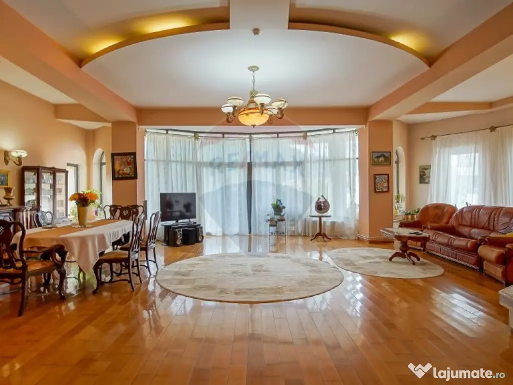 Casă / Vilă de vânzare – Strada Sitei nr. 42, Brașov 