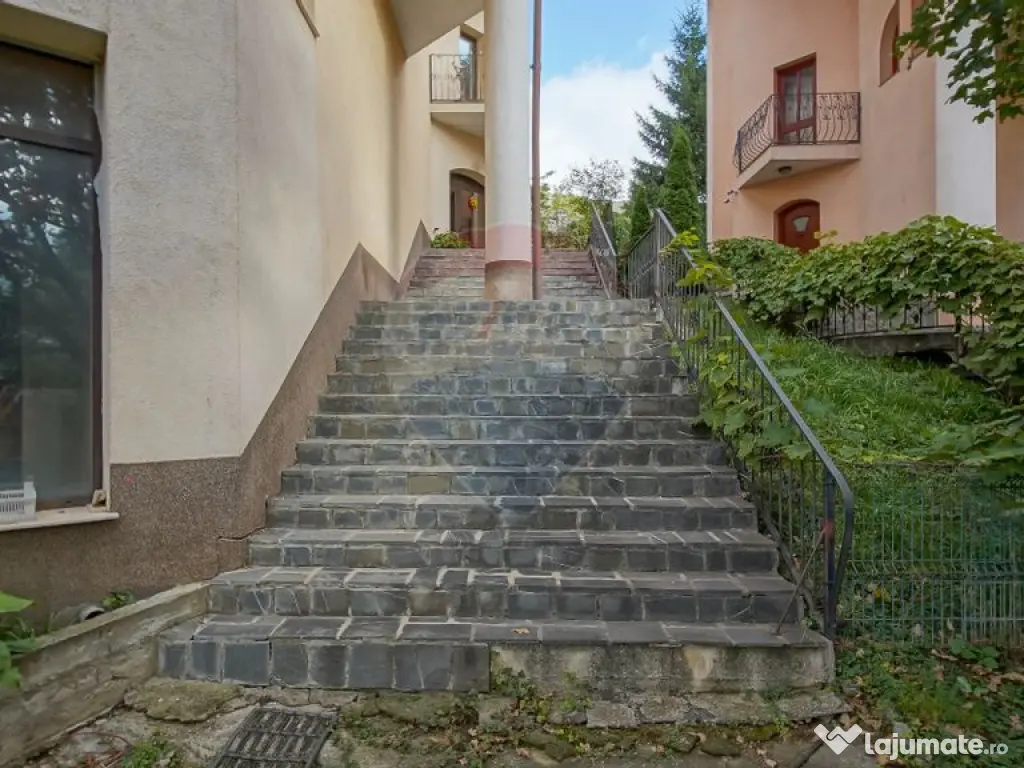 Casă / Vilă de vânzare – Strada Sitei nr. 42, Brașov 