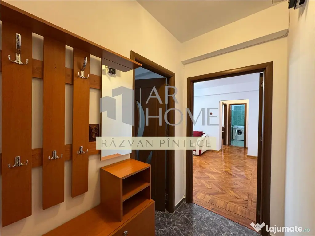 Apartament 2 camere, renovat, ultracentral, Ploiesti 