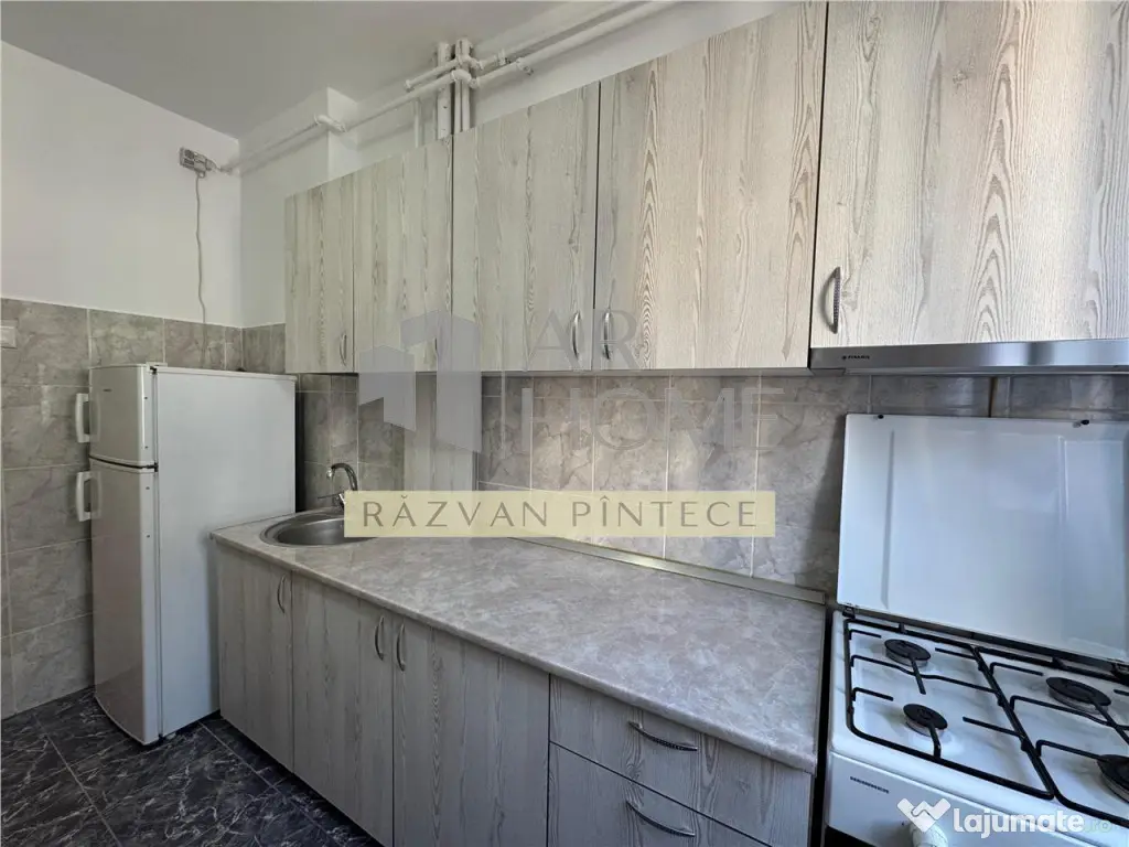 Apartament 2 camere, renovat, ultracentral, Ploiesti 