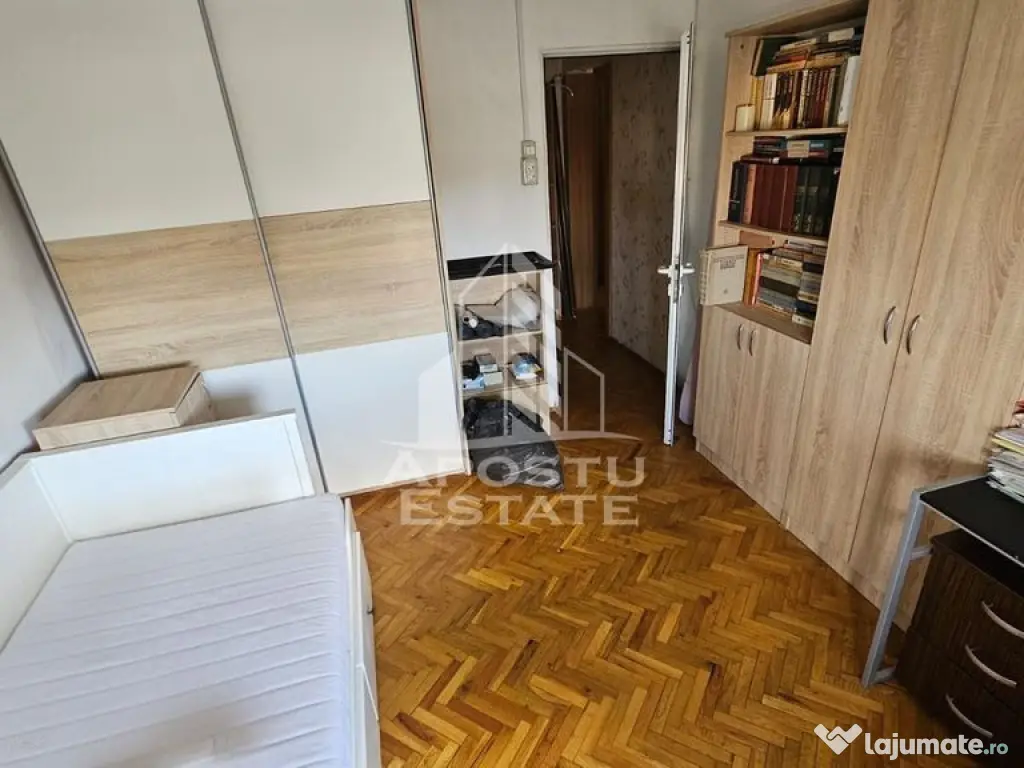 Apartament cu 3 camere, 2 bai, in Circumvalatiunii 