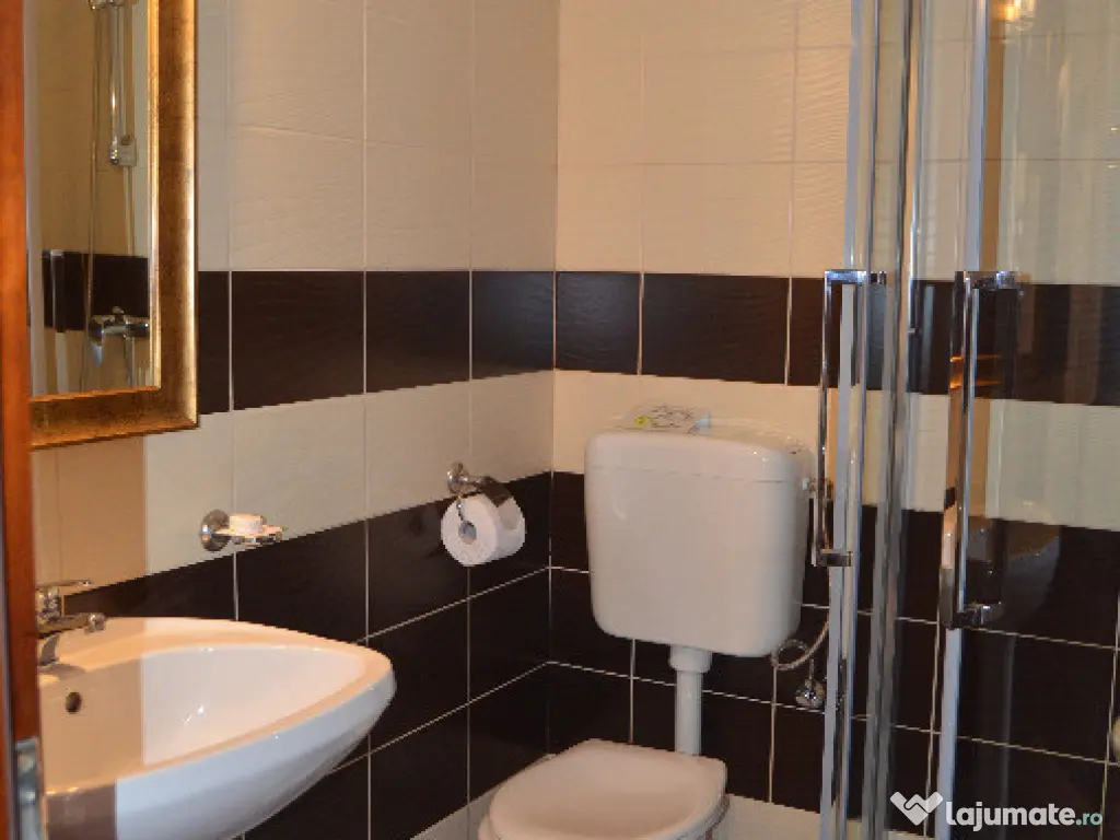 De vanzare pensiune situata in Busteni 