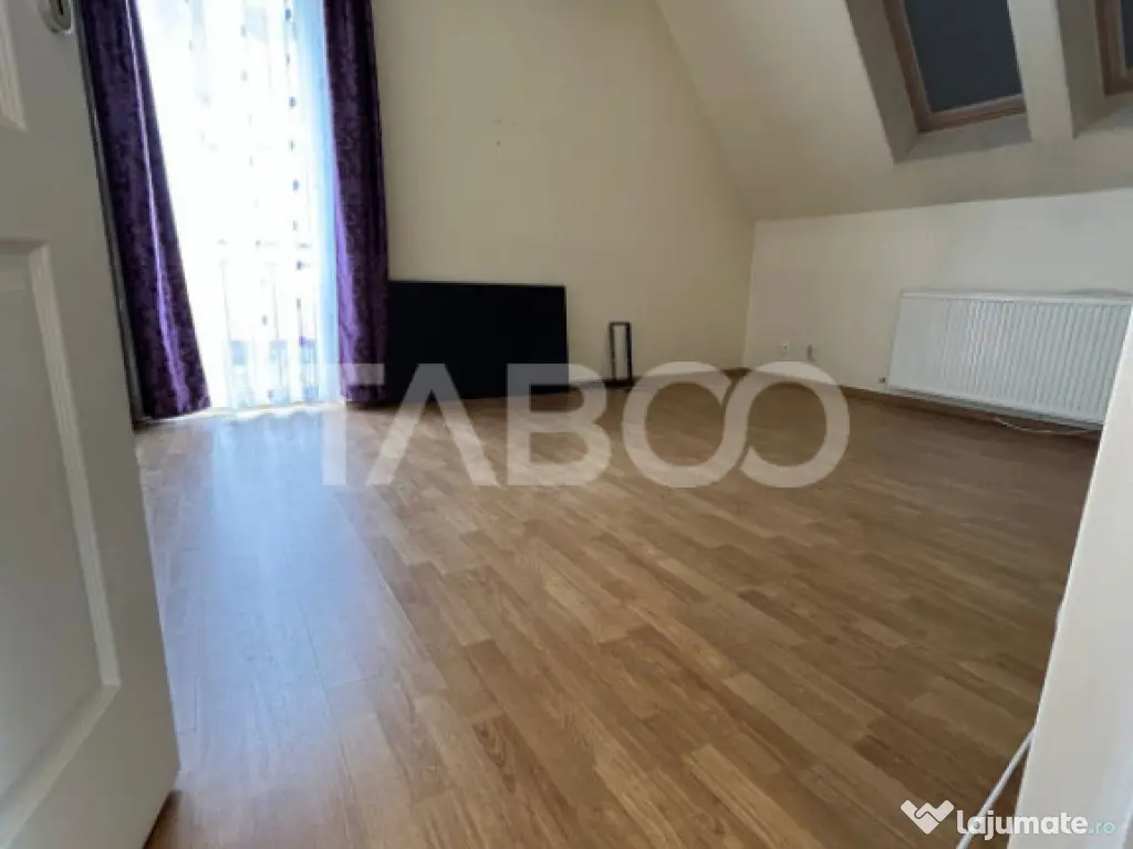 Vanzare apartament cu 2 camere decomandate cu parcare in vil 