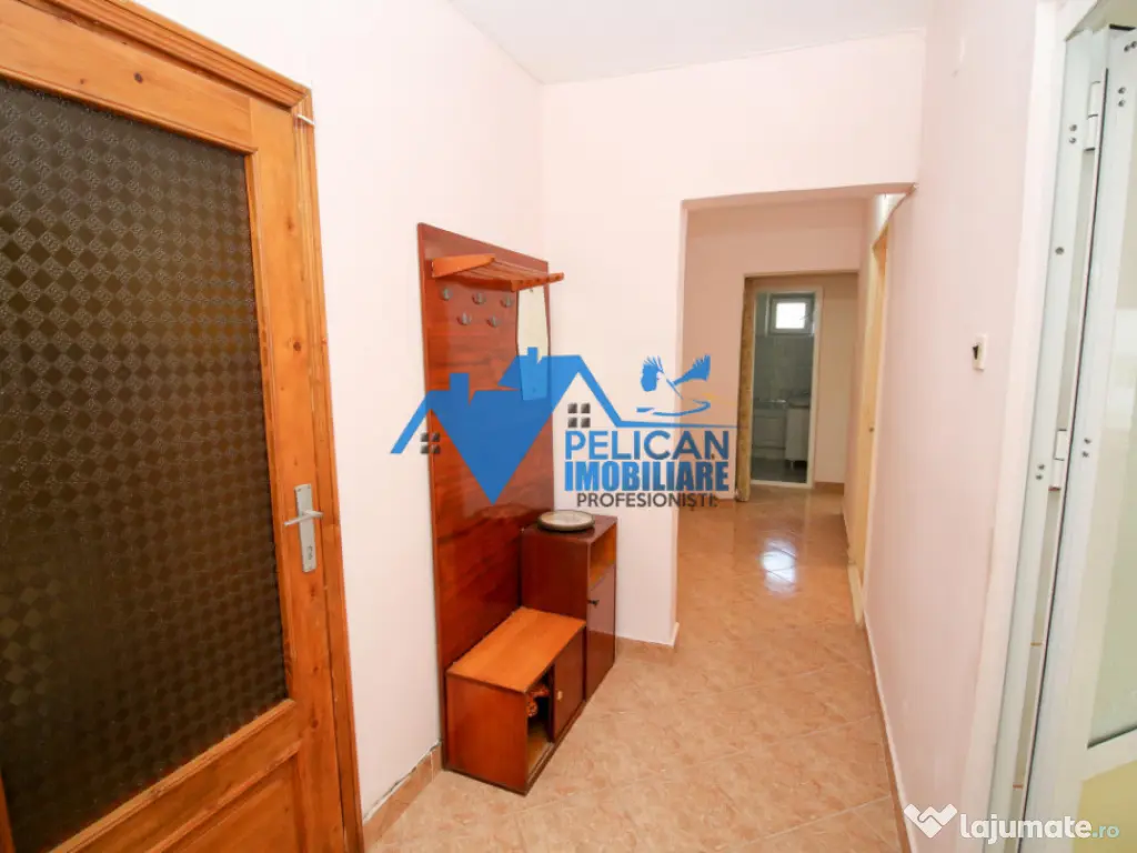 Piața Nouă, 3 camere, Etajul 1, decomandat, centrală prop 