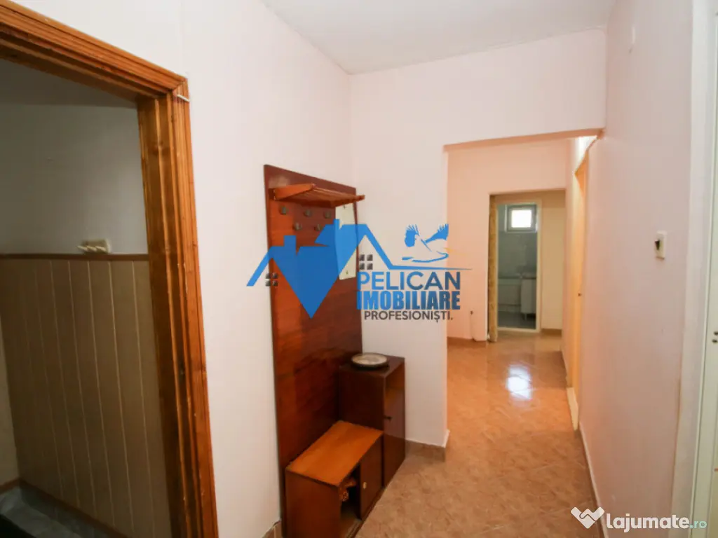 Piața Nouă, 3 camere, Etajul 1, decomandat, centrală prop 